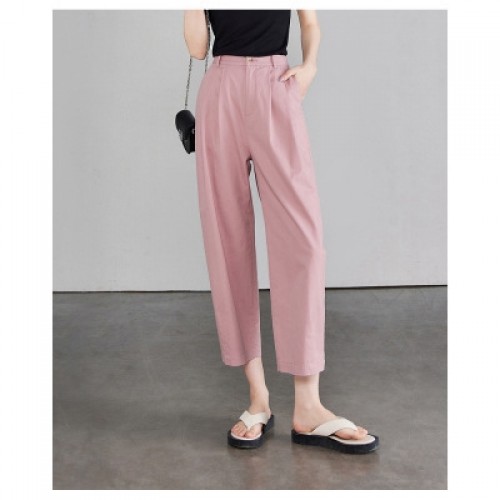 Solid Plicated Slant Pocket Cropped Pants